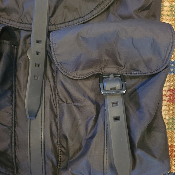 Herschel Small Travel Backpack - Picture 3 of 8